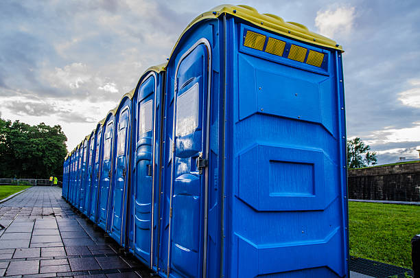 Best Temporary restroom rental  in Fmington, AR